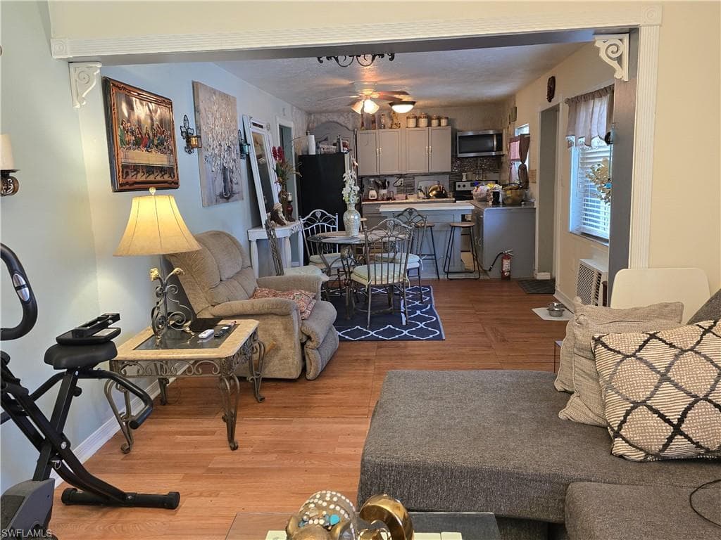 10632 Woods Cir 1, Bonita Springs, FL 34135-15