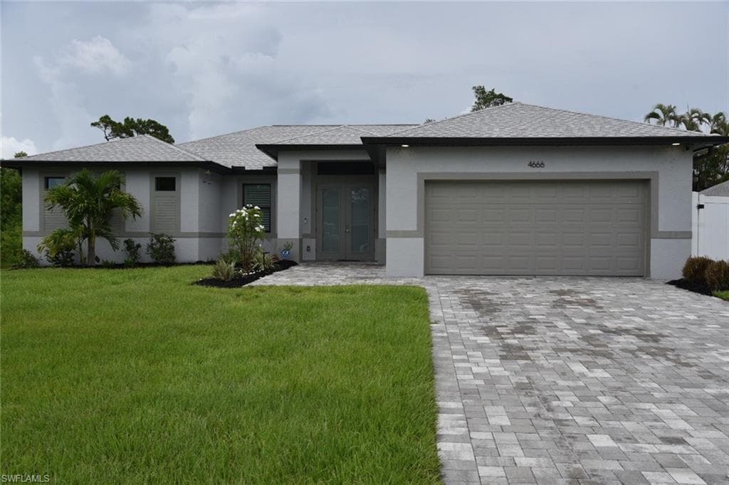 4666 Villa Capri Ln, Bonita Springs, FL 34134-1