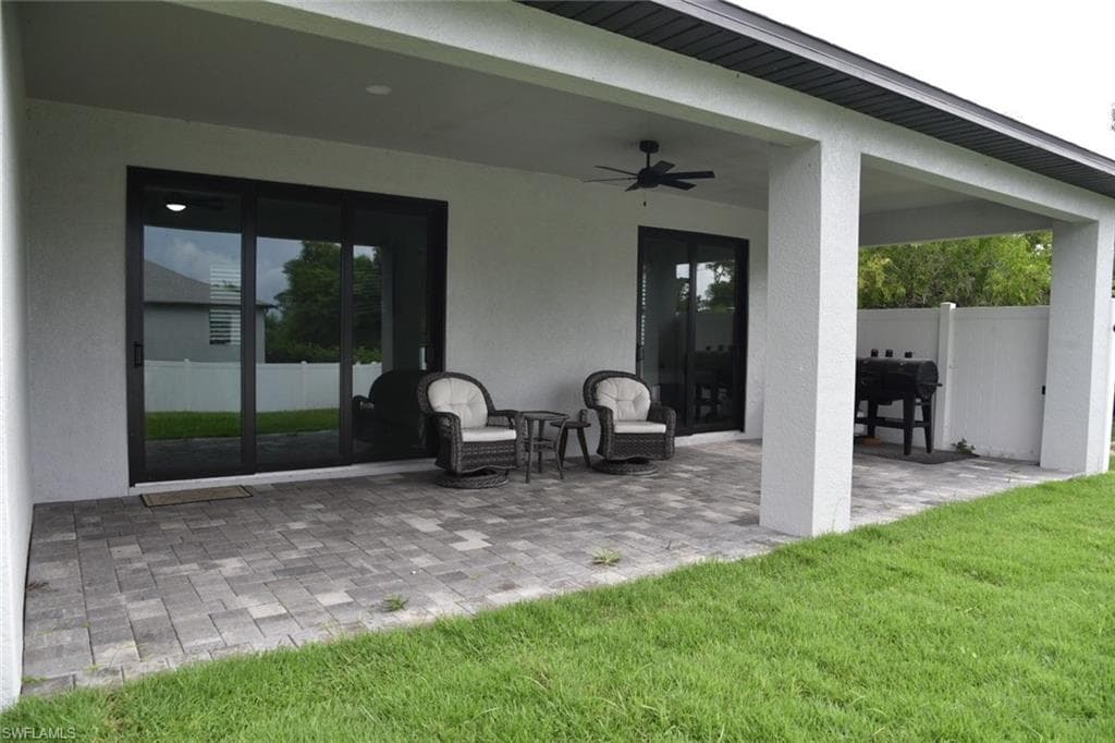 4666 Villa Capri Ln, Bonita Springs, FL 34134-5
