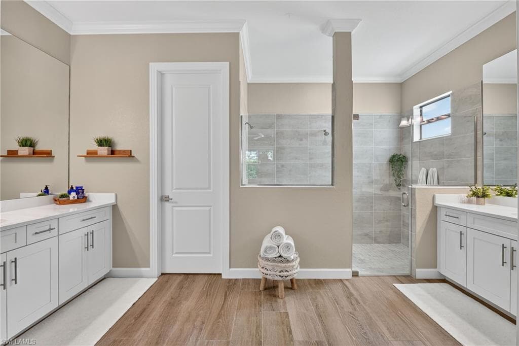 3140 Heather Glen Ct, Naples, FL 34114-23