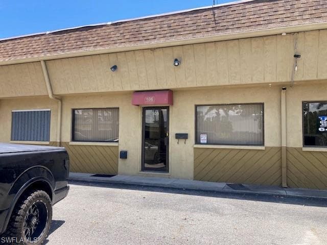 960 Chalmer Dr 106, Marco Island, FL 34145-3