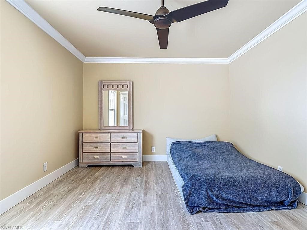14991 Savannah Dr, Naples, FL 34119-41
