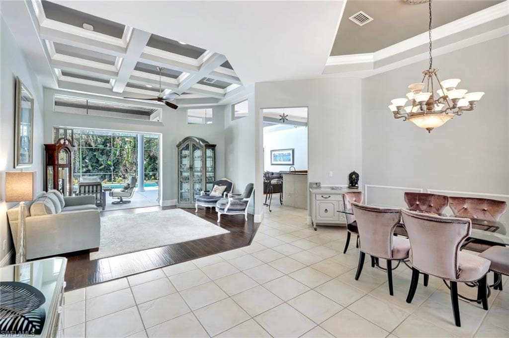 9833 Clear Lake Cir, Naples, FL 34109-15