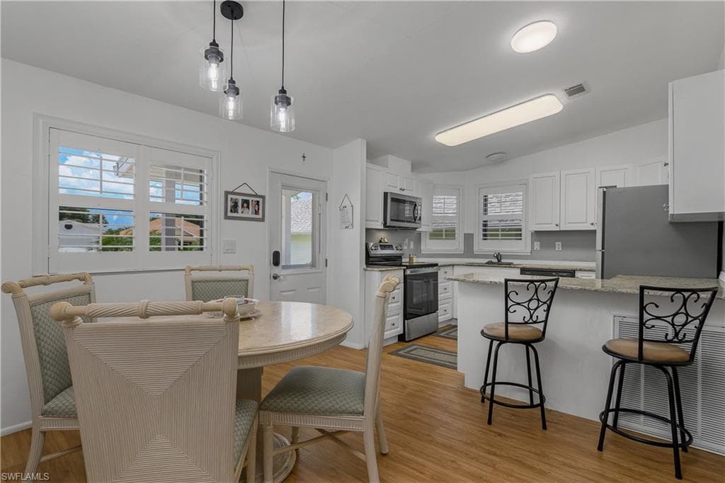 26228 Bonita Fairways Cir, Bonita Springs, FL 34135-11