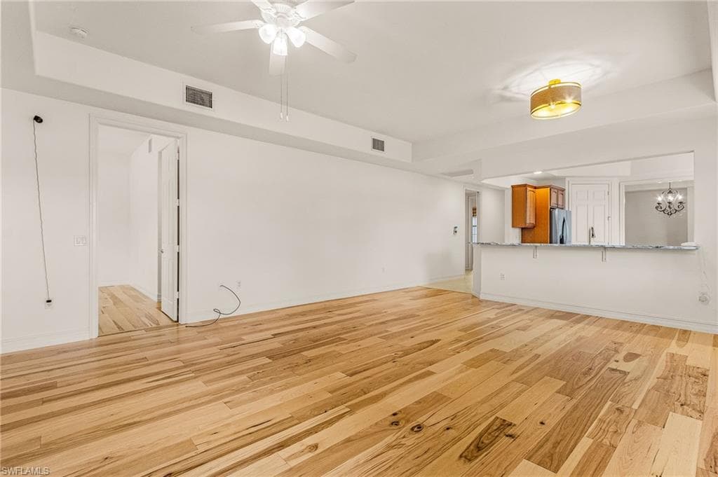 4728 Stratford Ct 1801, Naples, FL 34105-17
