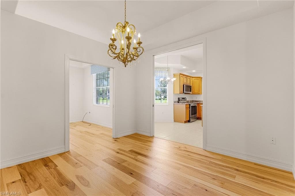 4728 Stratford Ct 1801, Naples, FL 34105-7