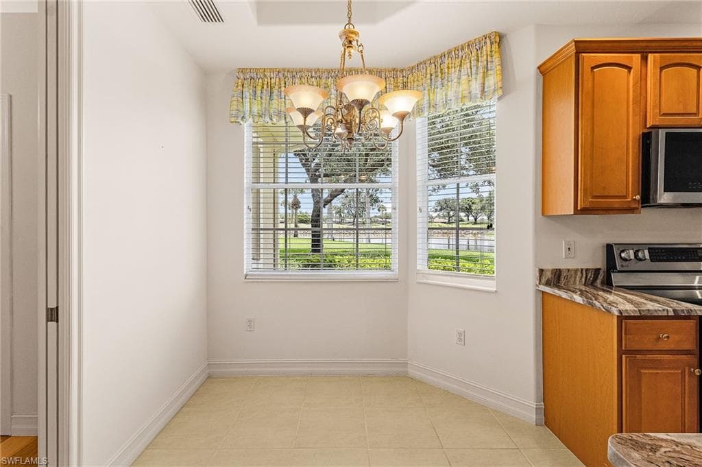 4728 Stratford Ct 1801, Naples, FL 34105-8