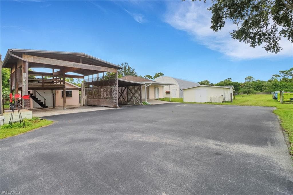1310 11th St SW, Naples, FL 34117-9