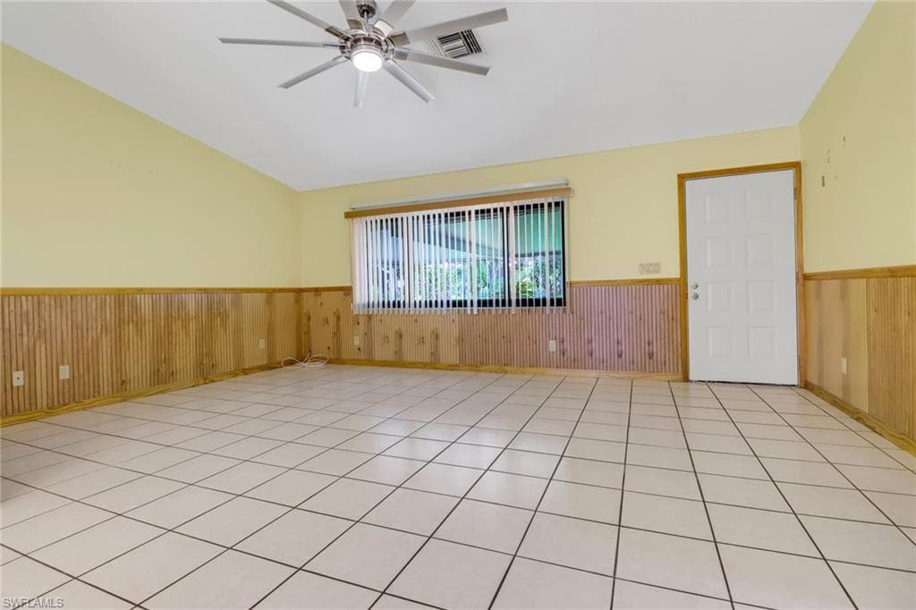1310 11th St SW, Naples, FL 34117-11