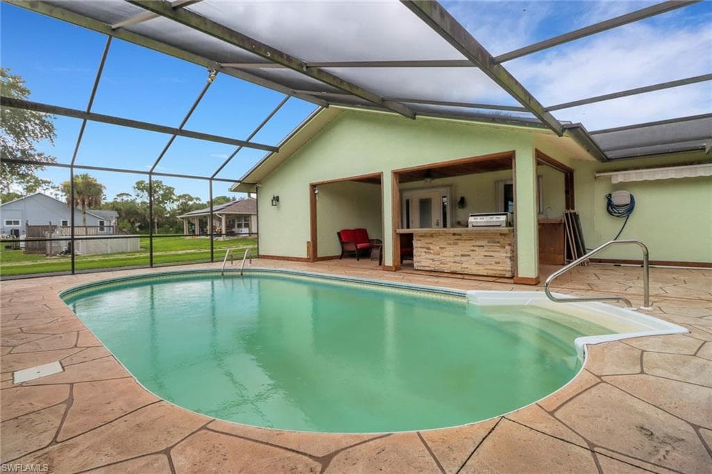 1310 11th St SW, Naples, FL 34117-33
