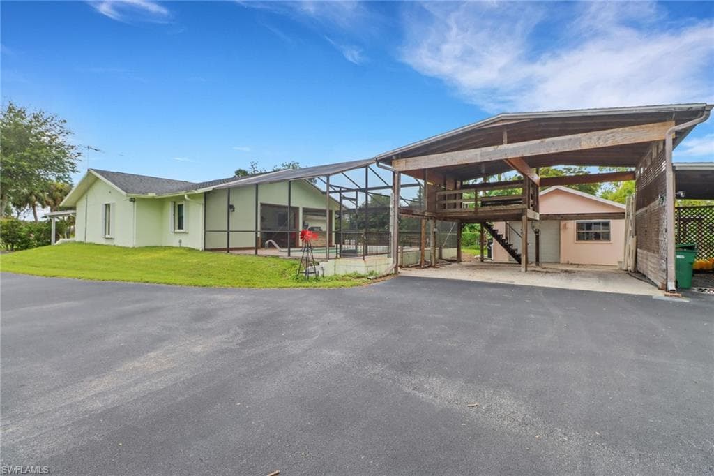1310 11th St SW, Naples, FL 34117-8