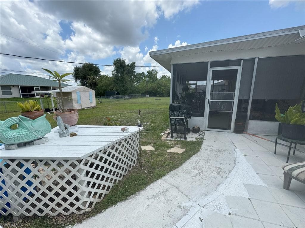 2157 Dominica Ave, Fort Myers, FL 33905-4