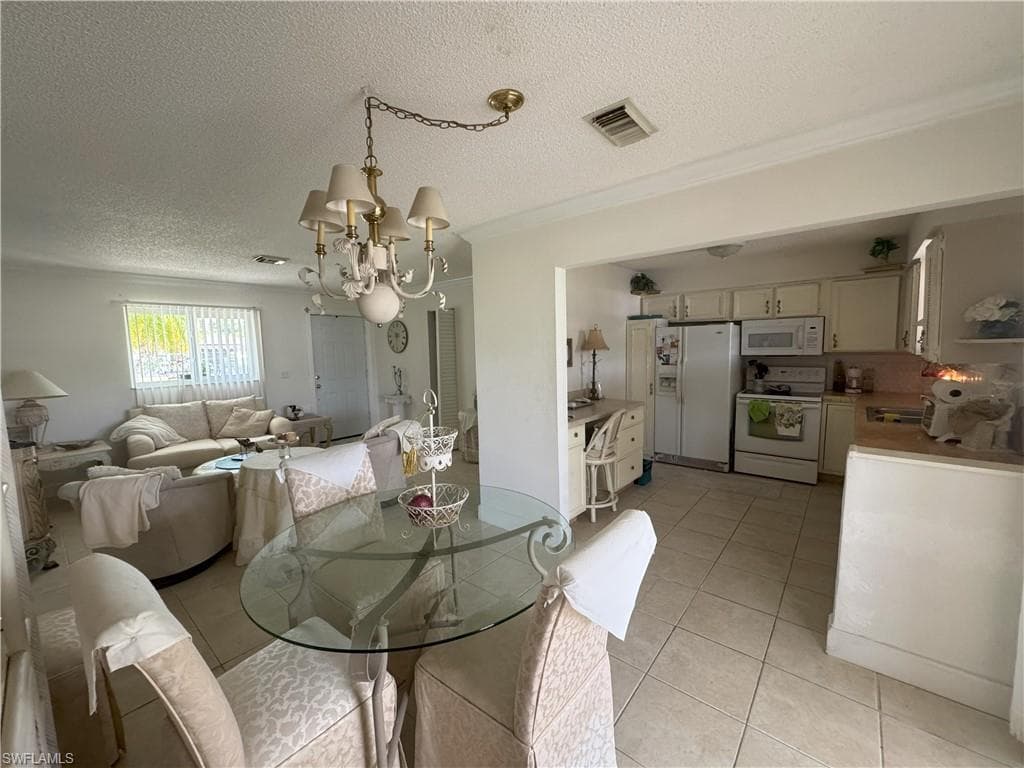 2157 Dominica Ave, Fort Myers, FL 33905-6
