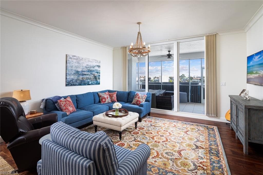 410 Flagship Dr Terrace 01, Naples, FL 34108-9