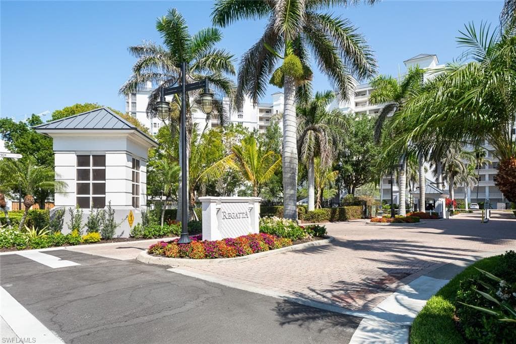 410 Flagship Dr Terrace 01, Naples, FL 34108-25