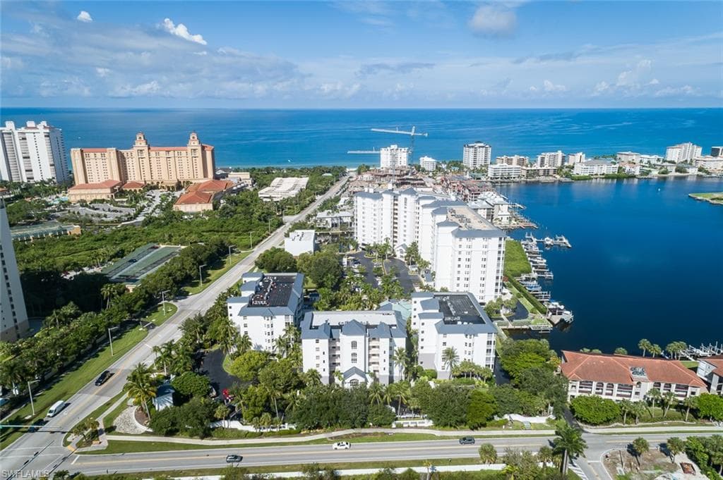 410 Flagship Dr Terrace 01, Naples, FL 34108-27