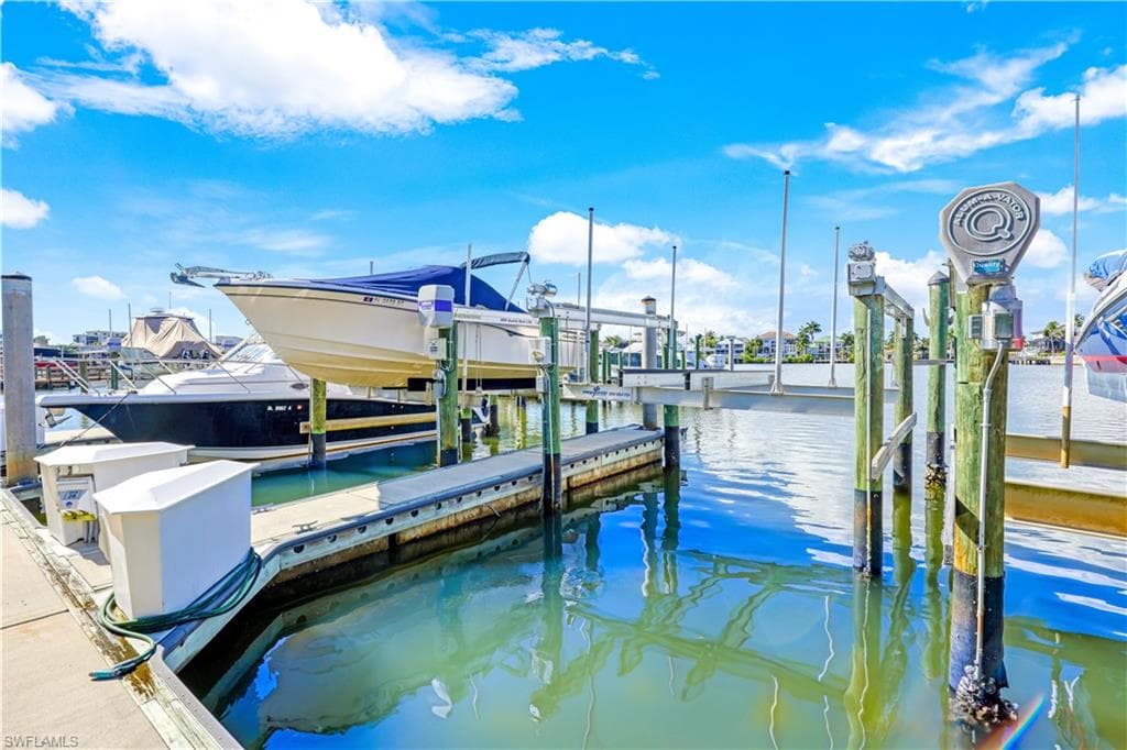 410 Flagship Dr Terrace 01, Naples, FL 34108-32