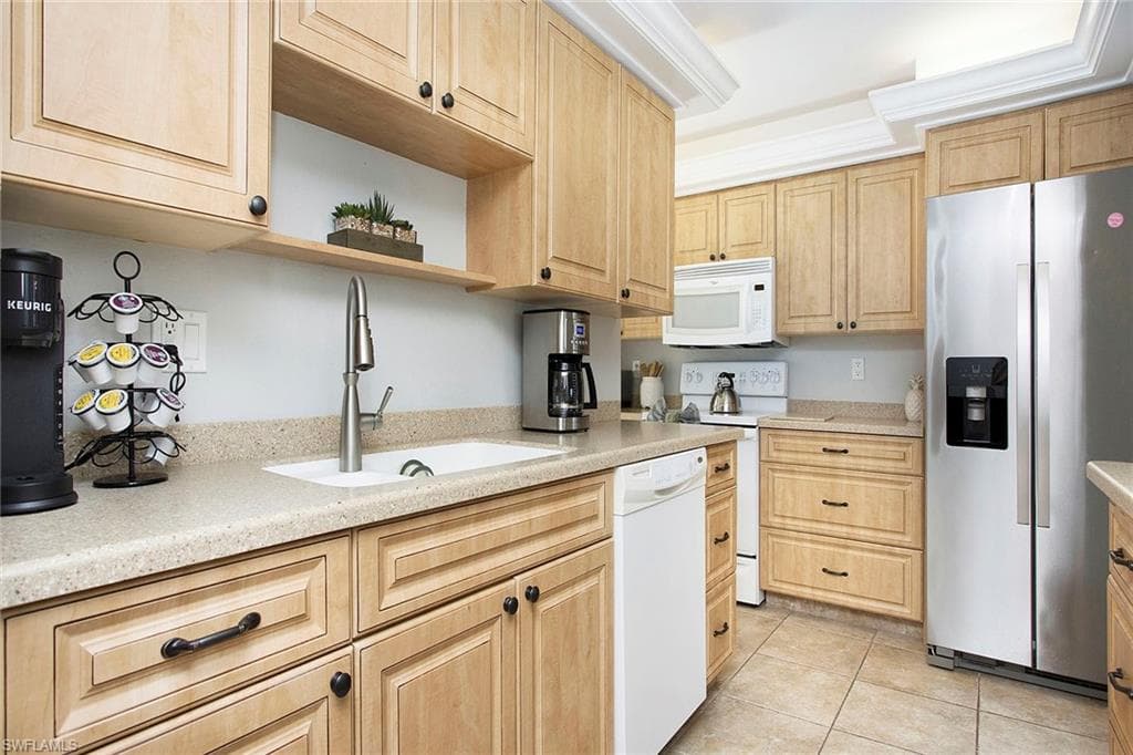 440 Seaview Ct 1106, Marco Island, FL 34145-6