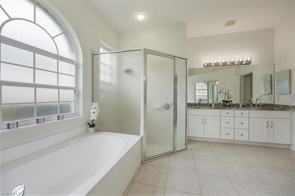 1087 Port Orange Way, Naples, FL 34120-23