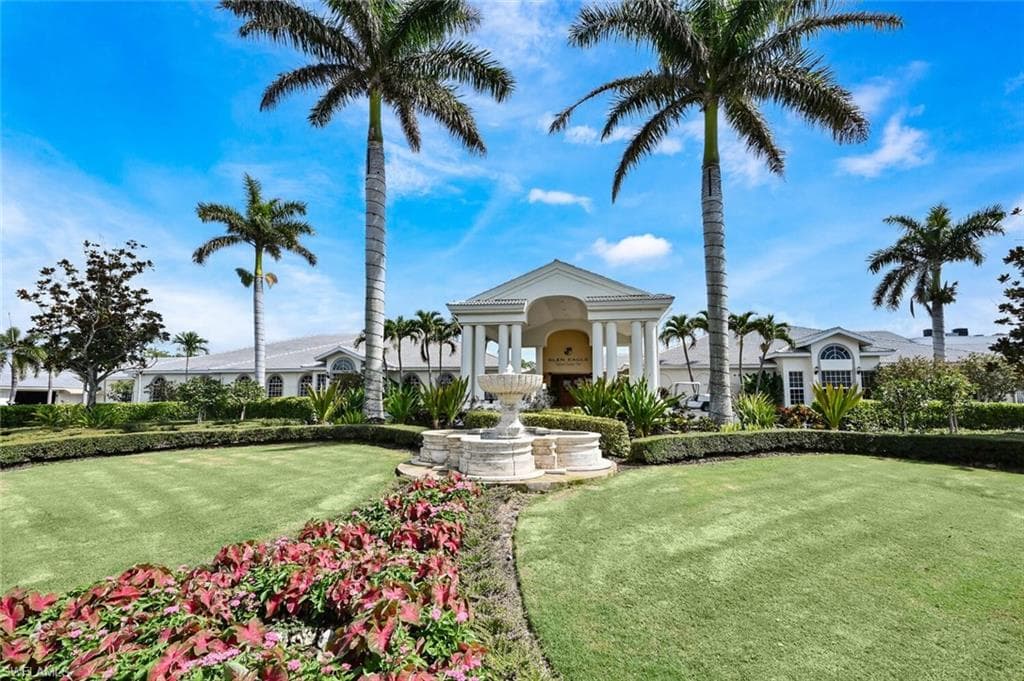 866 Marblehead Dr H6, Naples, FL 34104-19