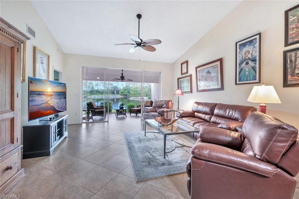 866 Marblehead Dr H6, Naples, FL 34104-5