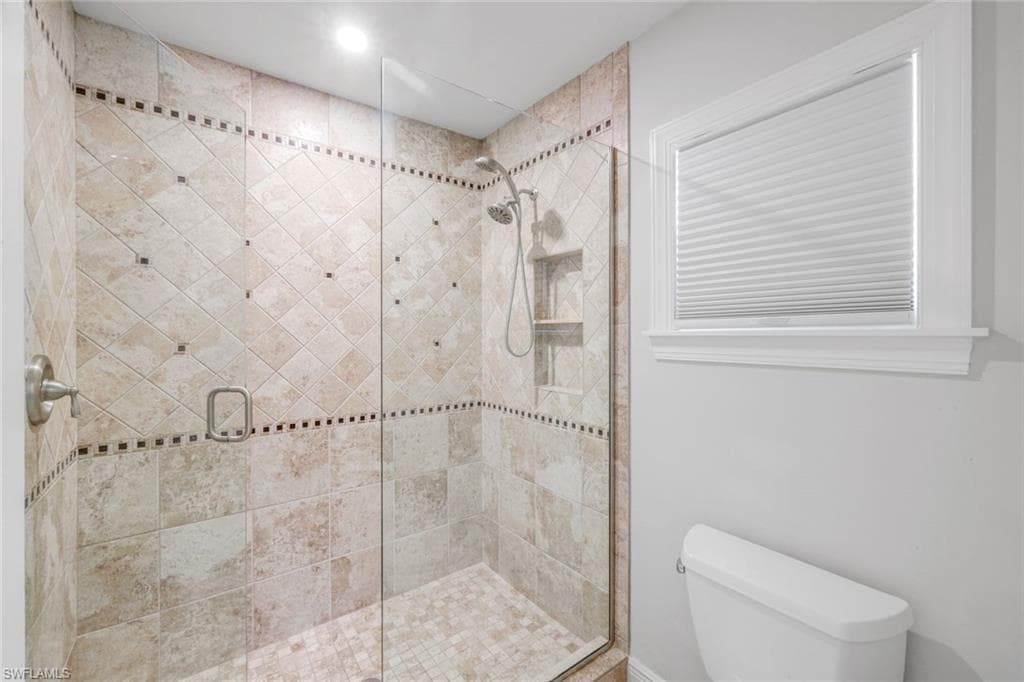 27136 Belle Rio Dr, Bonita Springs, FL 34135-20