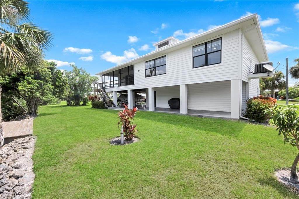 27136 Belle Rio Dr, Bonita Springs, FL 34135-32