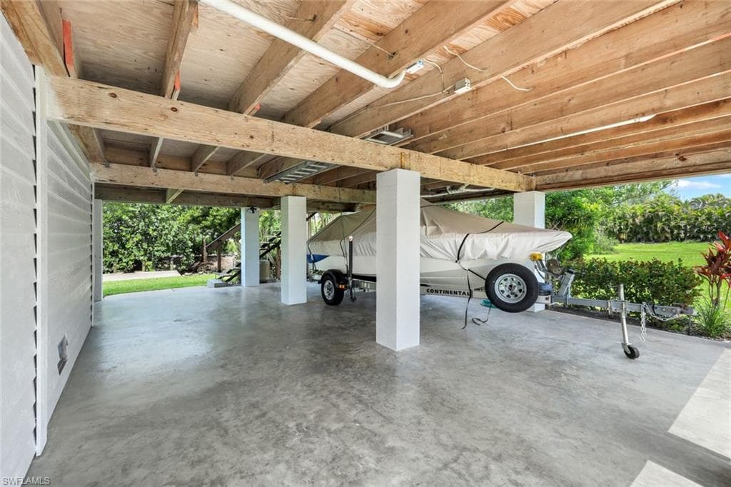 27136 Belle Rio Dr, Bonita Springs, FL 34135-37