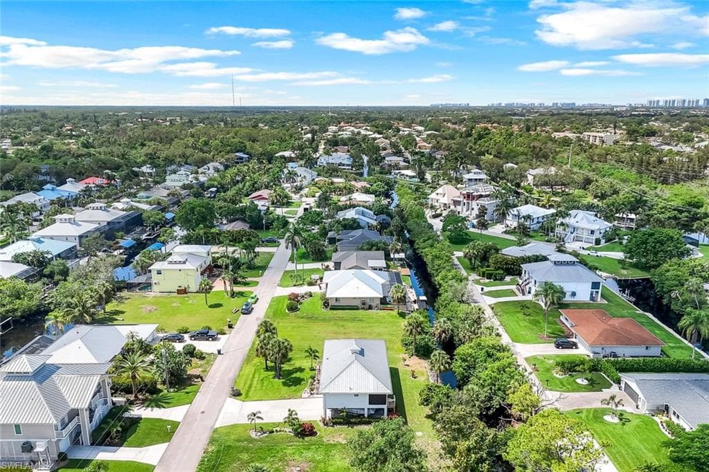 27136 Belle Rio Dr, Bonita Springs, FL 34135-41