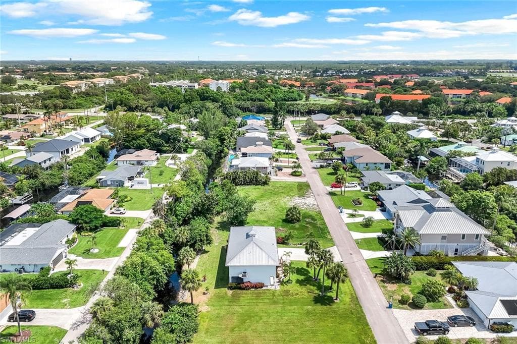 27136 Belle Rio Dr, Bonita Springs, FL 34135-42