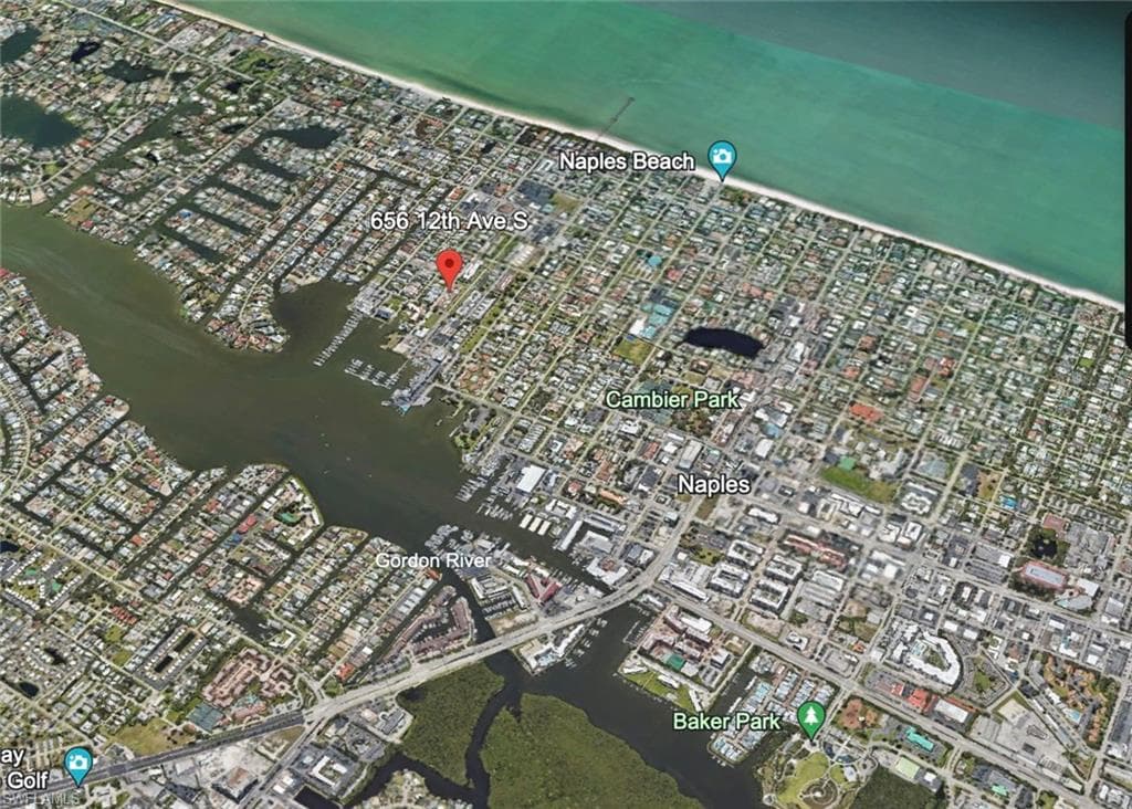 656 12th Ave S 656, Naples, FL 34102-9