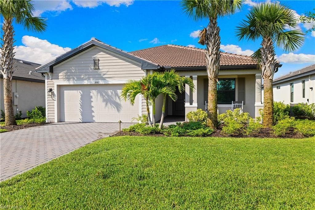 18587 Ives Dr, Estero, FL 33928-14