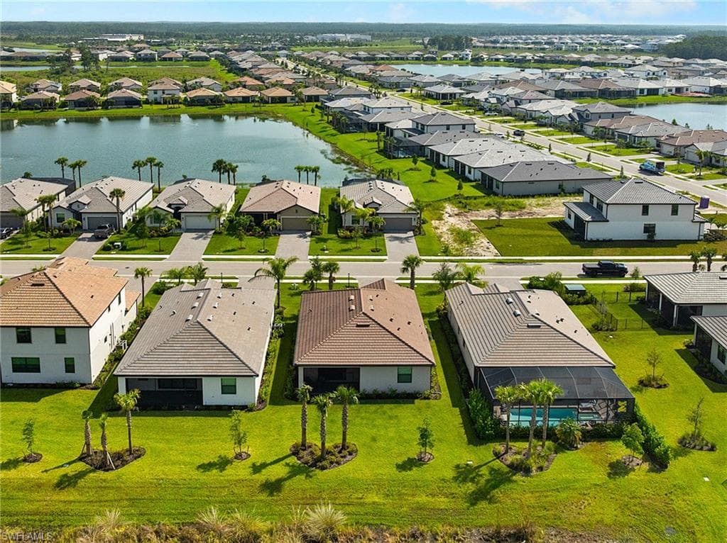 18587 Ives Dr, Estero, FL 33928-40