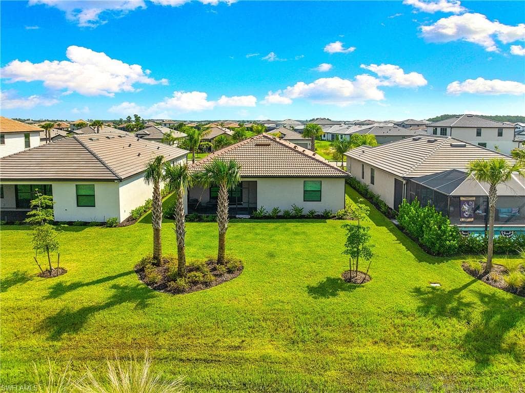18587 Ives Dr, Estero, FL 33928-5