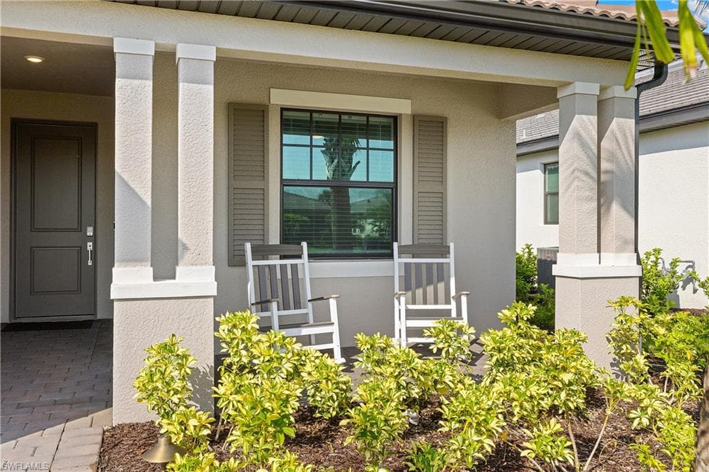 18587 Ives Dr, Estero, FL 33928-6