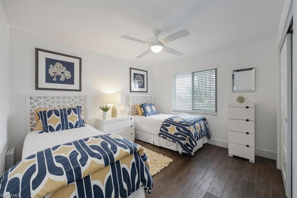 10682 Gulf Shore Dr C302, Naples, FL 34108-12