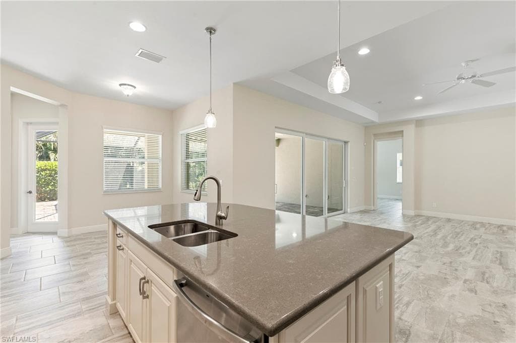 21539 Oaks Of Estero Cir, Estero, FL 33928-19