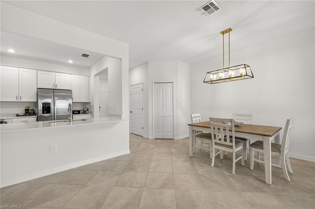 2937 Tardiff Dr, Naples, FL 34120-10