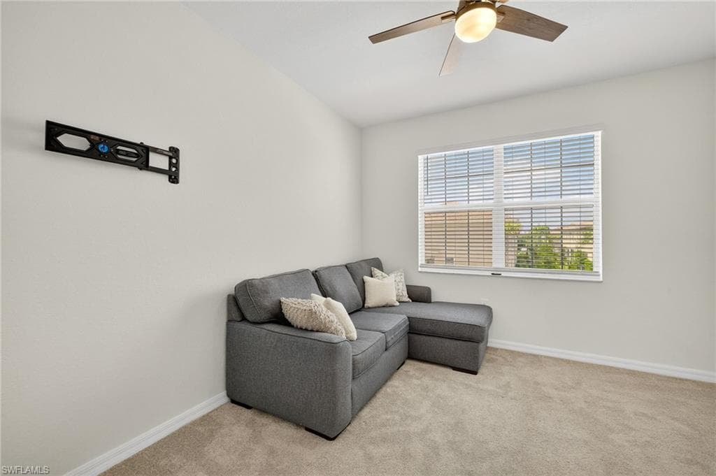 2937 Tardiff Dr, Naples, FL 34120-22