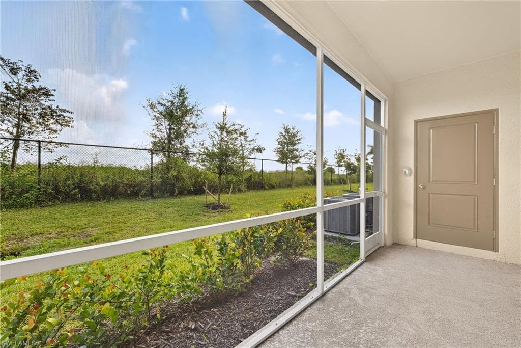 2937 Tardiff Dr, Naples, FL 34120-26