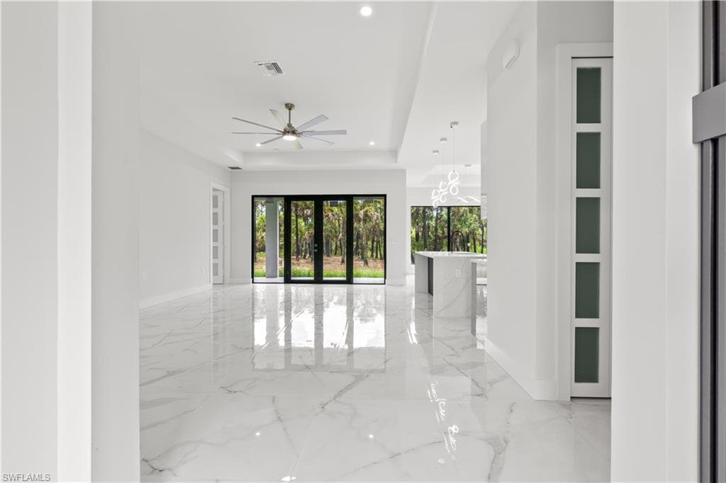 2898 36th Ave SE, Naples, FL 34117-9
