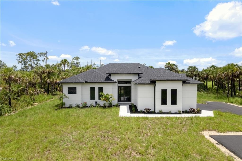 2898 36th Ave SE, Naples, FL 34117-2