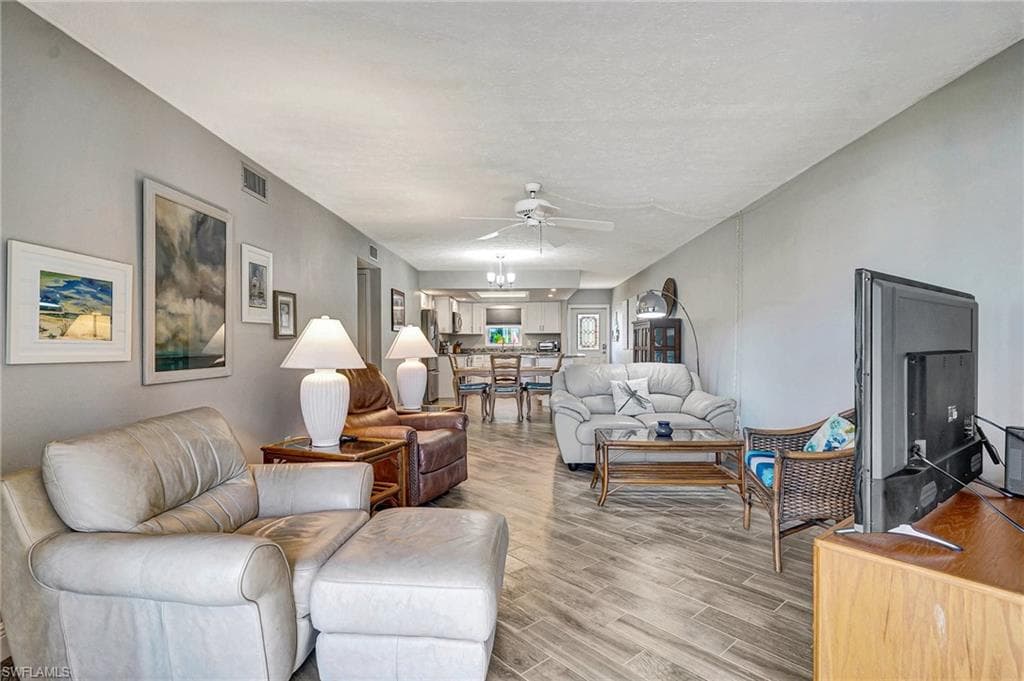 1412 46th St 1f, Cape Coral, FL 33904-21