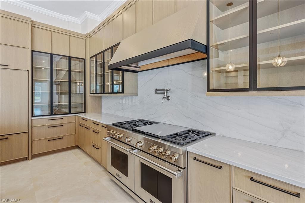 15436 Turin Dr, Naples, FL 34114-10