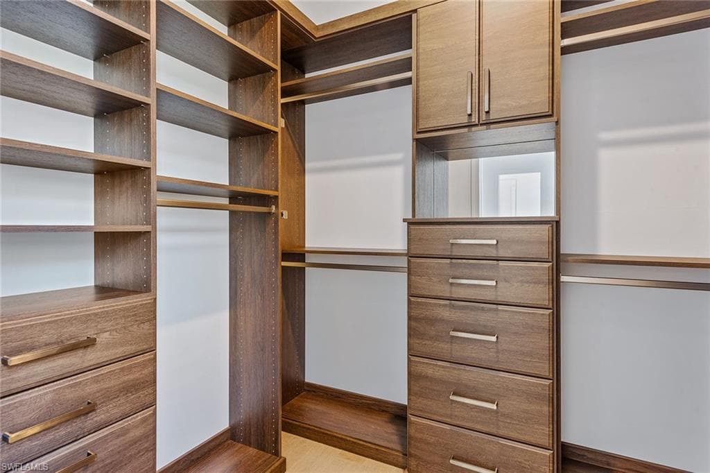 15436 Turin Dr, Naples, FL 34114-24