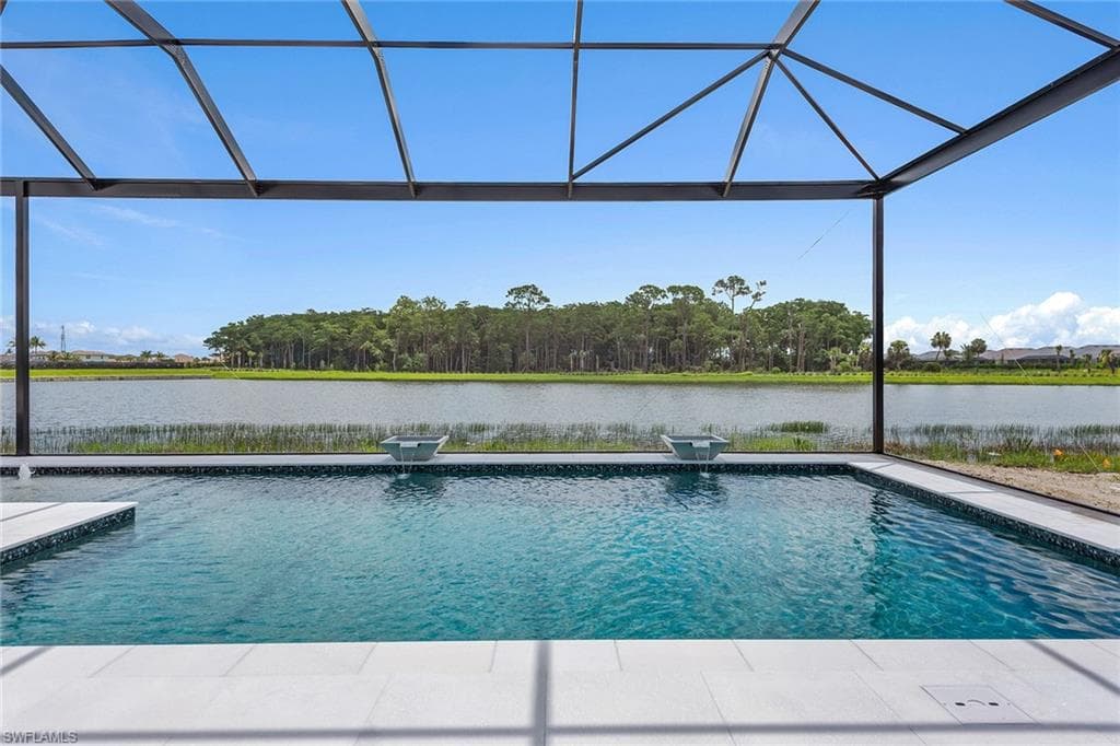 15436 Turin Dr, Naples, FL 34114-3