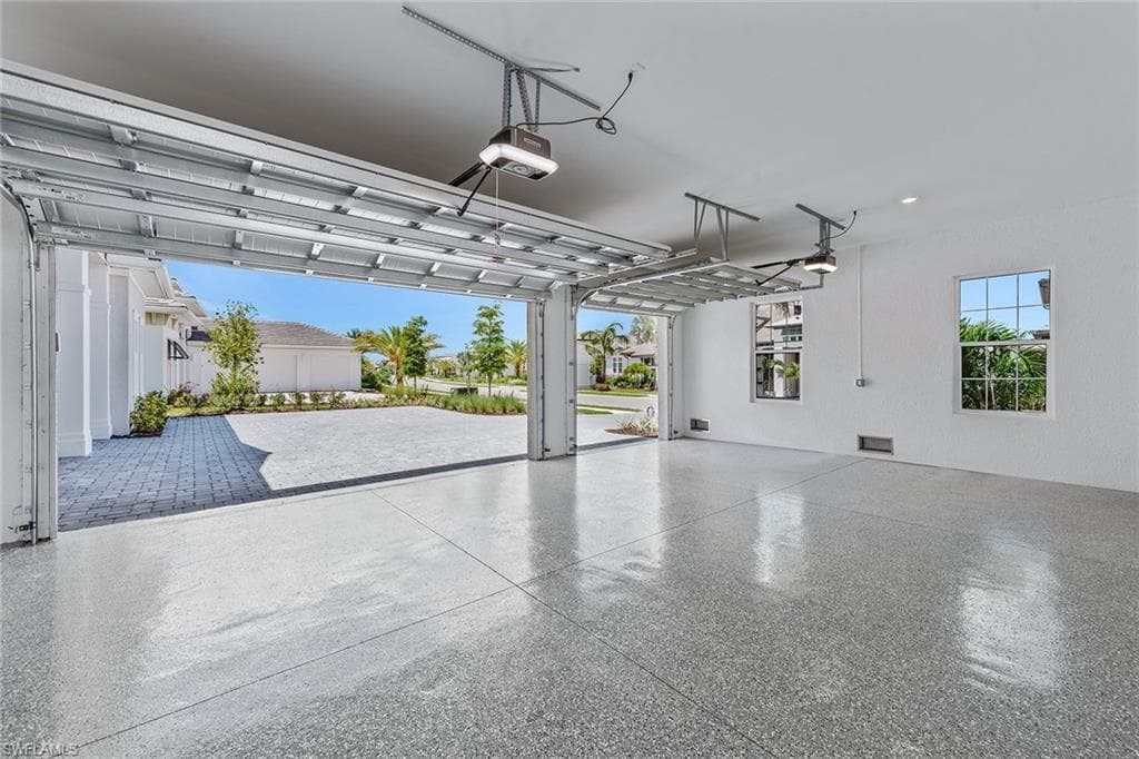 15436 Turin Dr, Naples, FL 34114-45