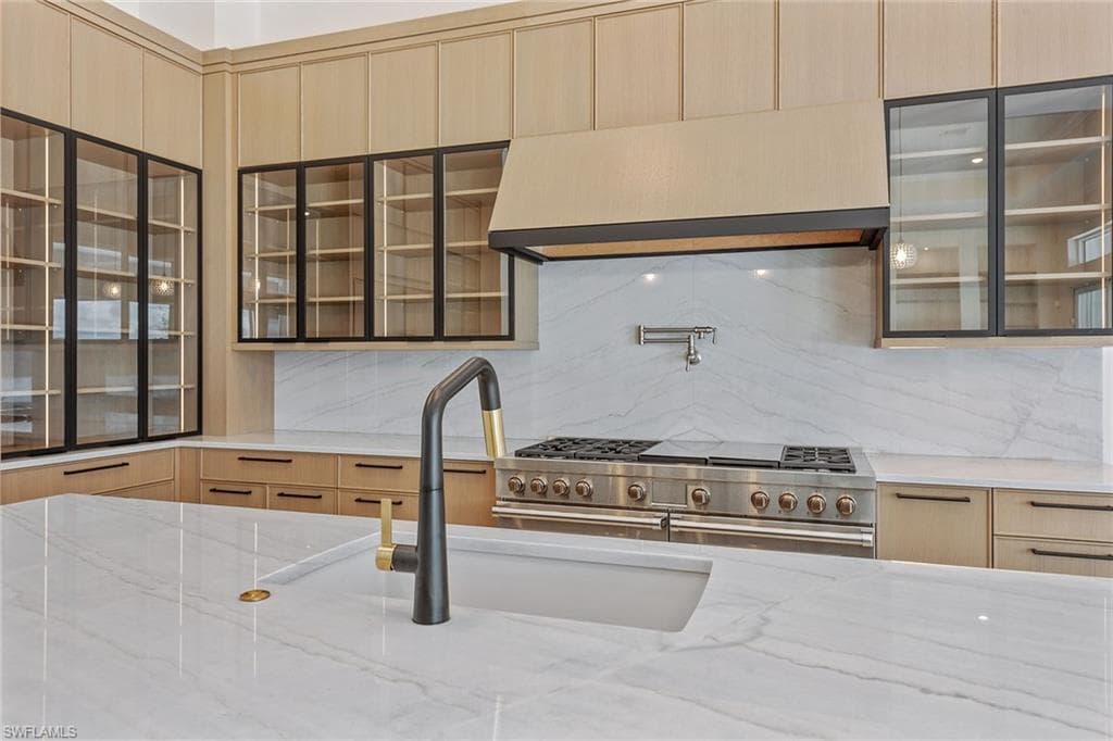 15436 Turin Dr, Naples, FL 34114-4