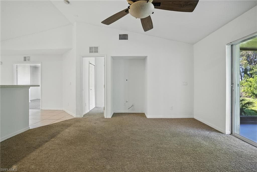 472/474 Petite Ave, Lehigh Acres, FL 33974-10