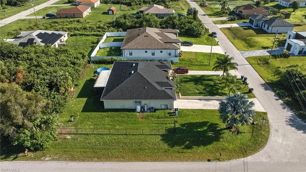 472/474 Petite Ave, Lehigh Acres, FL 33974-31